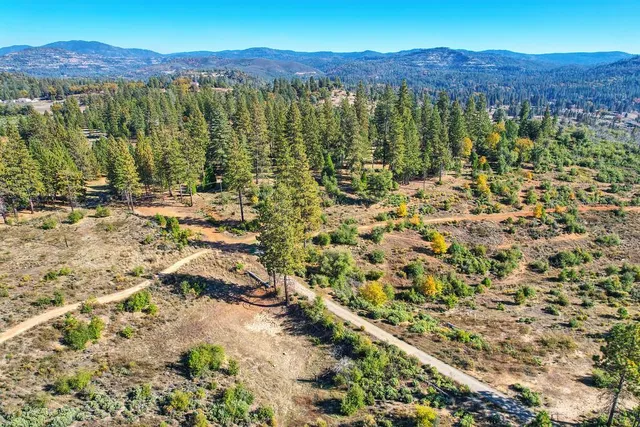 $299,000 | 19292 Shawnee Trail, Mokelumne Hill, CA 95245
