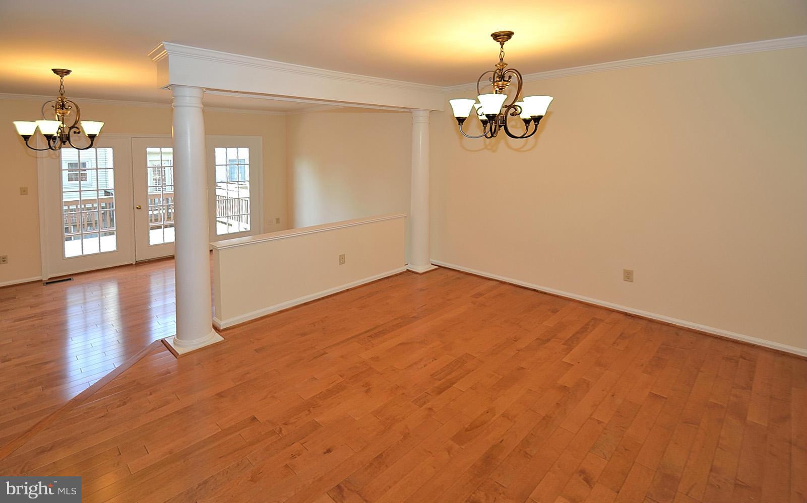 3806 Inverness Road Fairfax, VA 22033 - Photo 3 of 19 Interior (General)