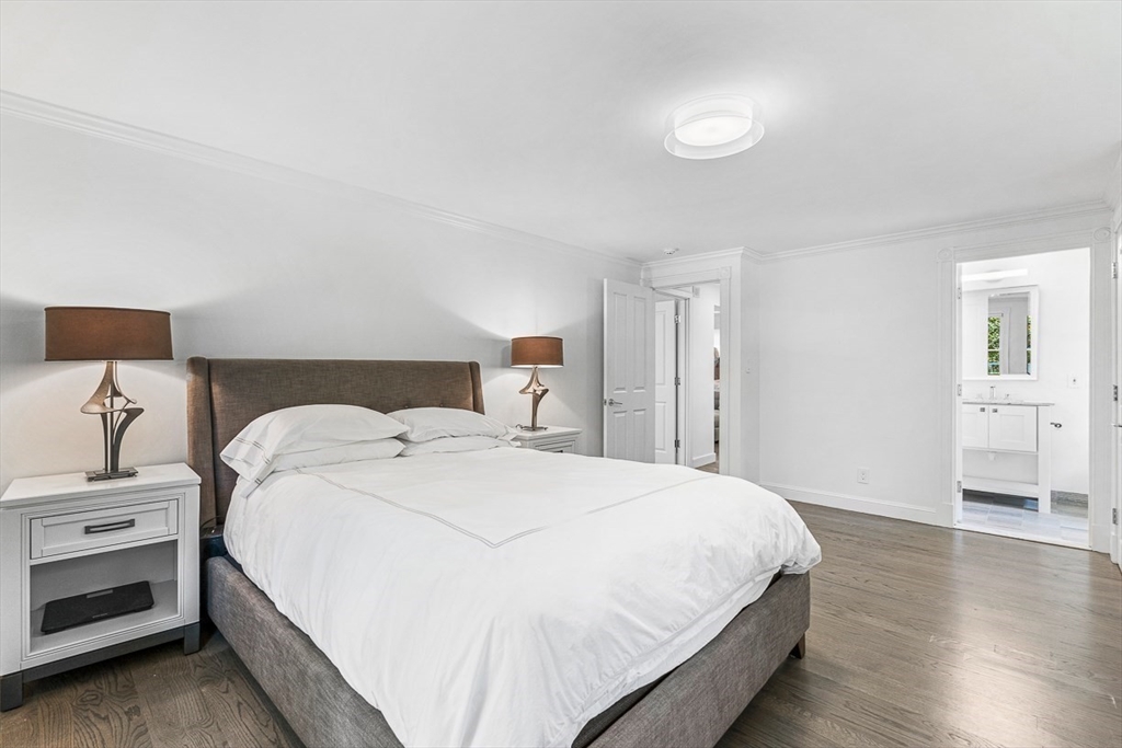 40 Chiltern Road Weston, MA 02493 - Photo 17 of 34