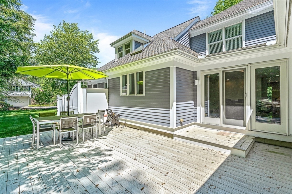 40 Chiltern Road Weston, MA 02493 - Photo 30 of 34