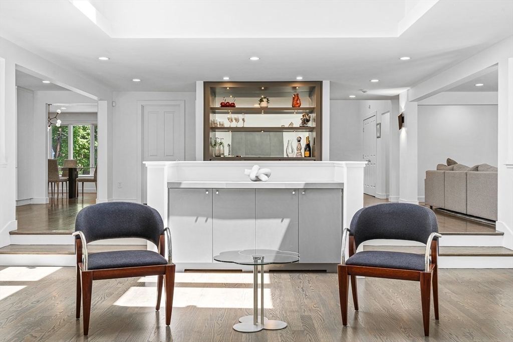 40 Chiltern Road Weston, MA 02493 - Photo 6 of 34