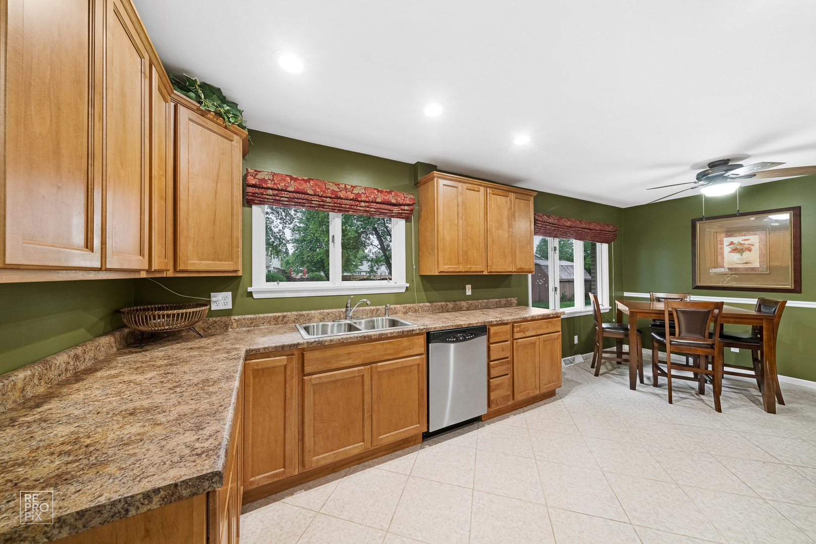 2600 Caton Farm Road Joliet, IL 60435 - Photo 6 of 15