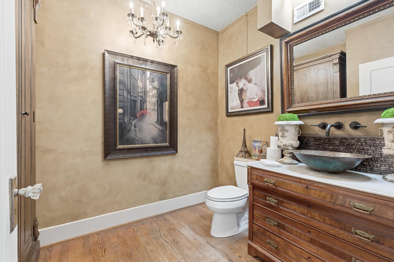 604 Magnolia Avenue Modesto, CA 95354 - Photo 4 of 15