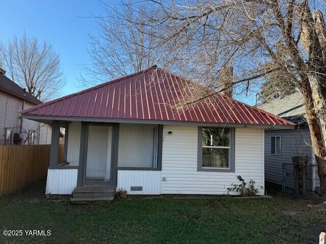 1006 Maple Way Zillah, WA 98953 - Photo 1 of 11 main