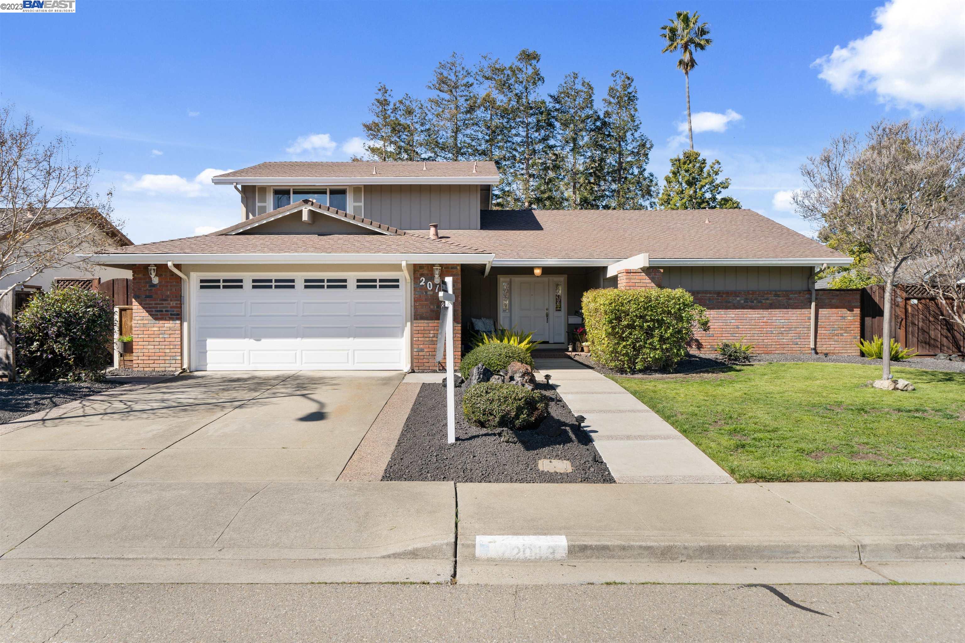 front view of house with a yard