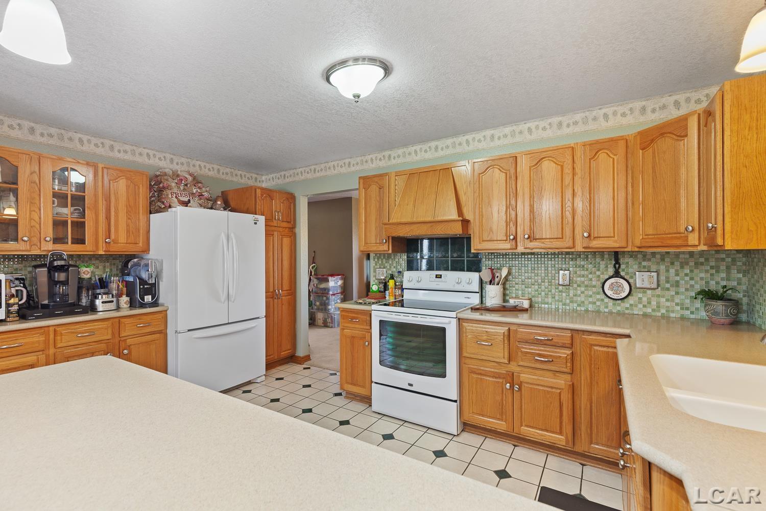 420 McClellan Street Hudson, MI 49247 - Photo 15 of 75