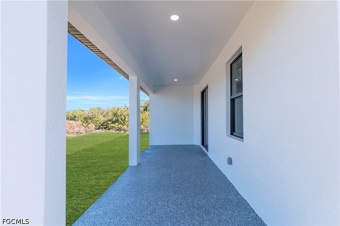 3308 15th Street Southwest Lehigh Acres, FL 33976 - Photo 4 of 18