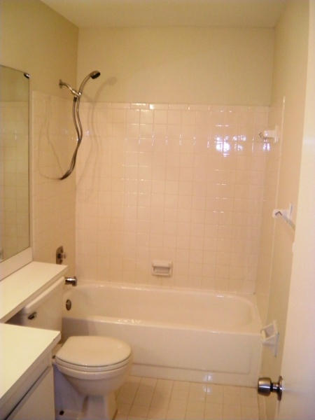 9261 Gettysburg Road Boca Raton, FL 33434 - Photo 14 of 16 2039