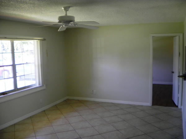 9261 Gettysburg Road Boca Raton, FL 33434 - Photo 6 of 16 2030