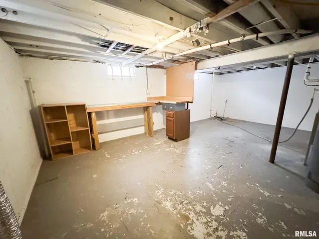 $75,000 | 5917 North Sedley Street, Peoria, IL 61615