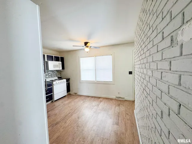 $75,000 | 5917 North Sedley Street, Peoria, IL 61615