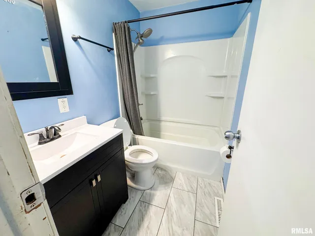 $75,000 | 5917 North Sedley Street, Peoria, IL 61615