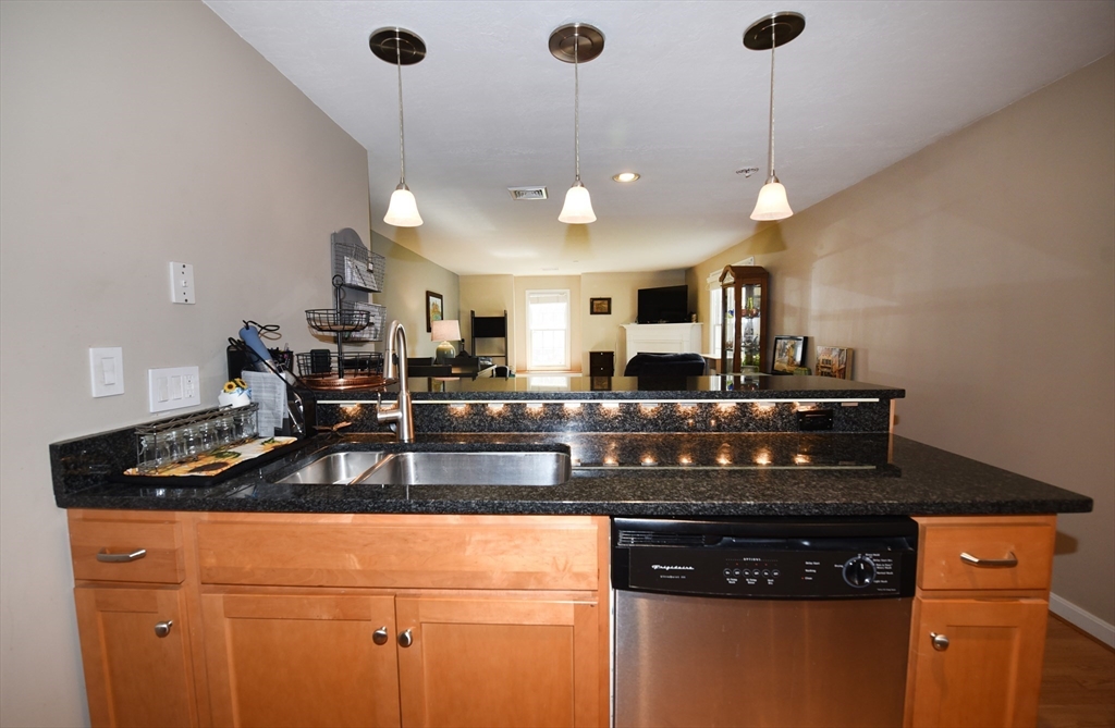 215 Longmeadow Road, Unit 103 Taunton, MA 02780 - Photo 8 of 28 Gallery Image 8