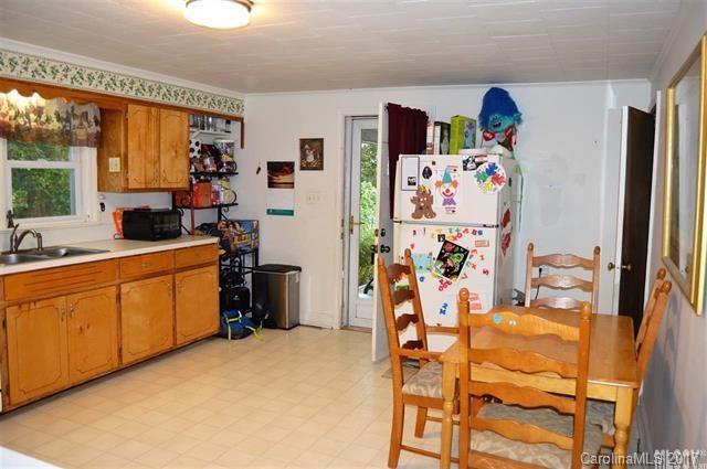 1929 Connelly Springs Road Lenoir, NC 28645 - Photo 4 of 24 Gallery Image 4