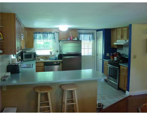 4 Plummer Road Windham, ME 04062 - Photo 4 of 13 Kitchen.
