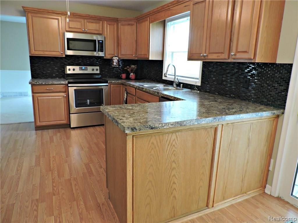 6627 Rustic Ridge Trail Grand Blanc, MI 48439 - Photo 17 of 51 DSCN3228.JPG