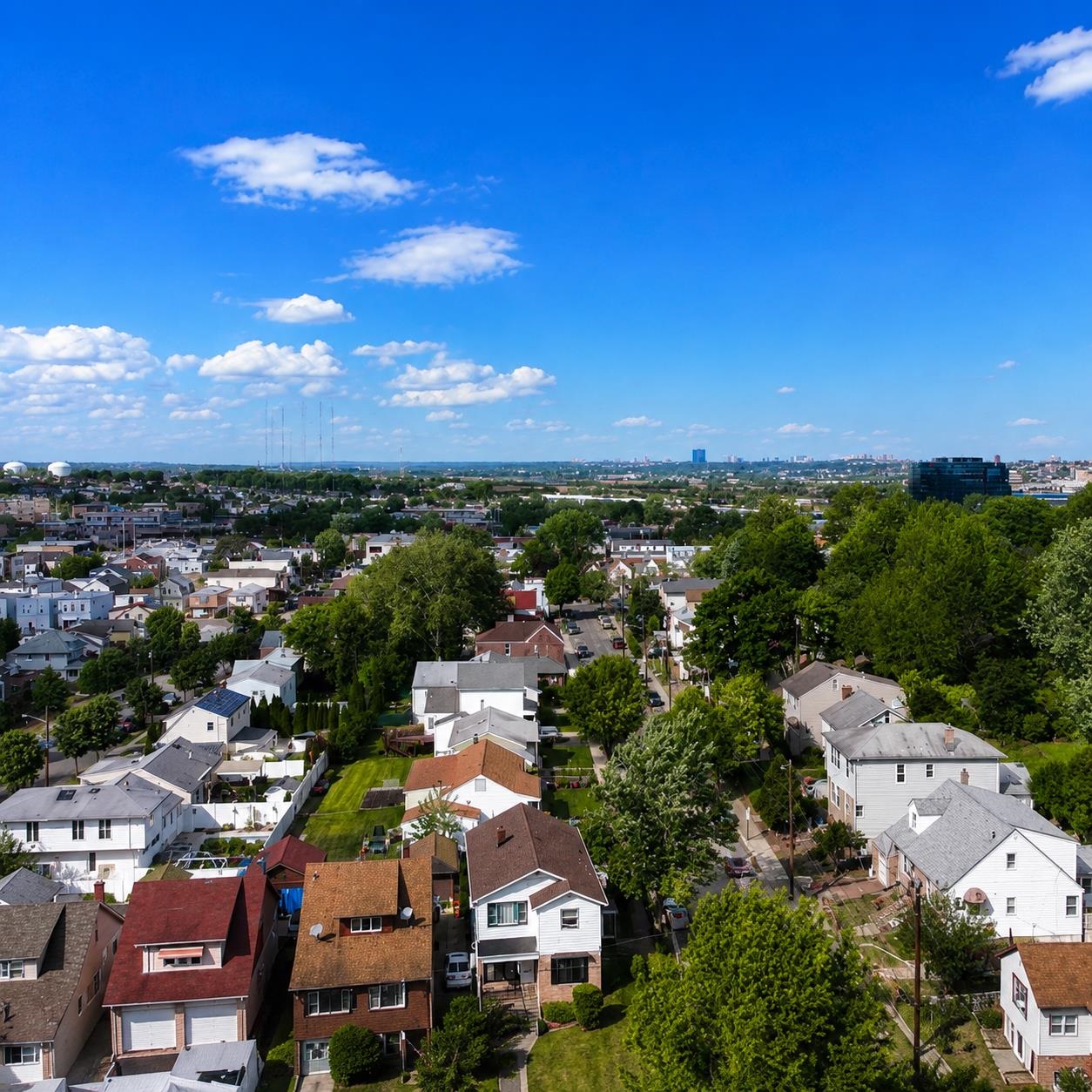 678 Chestnut Place, Unit REAR Secaucus, NJ 07094 - Photo 10 of 12