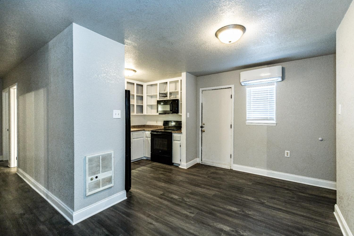4702 37th Street Lubbock, TX 79414 - Photo 9 of 26 Photo 5