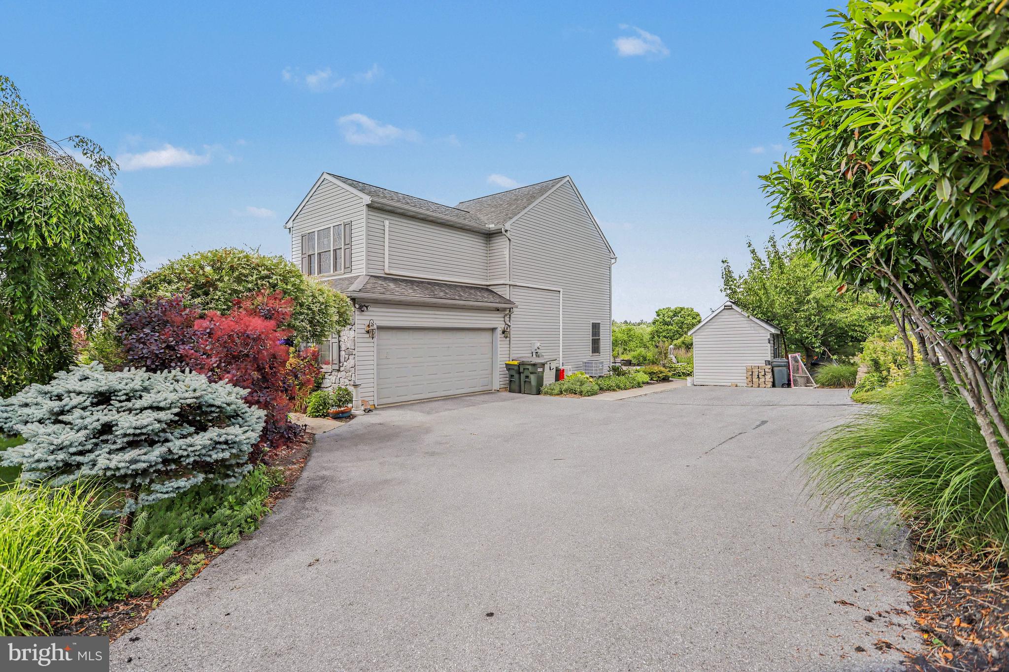625 Owl Hill Road Lititz, PA 17543 - Photo 4 of 49