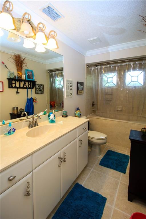 1085 Southwest Blue Water Way Stuart, FL 34997 - Photo 27 of 32 Gallery Image 27