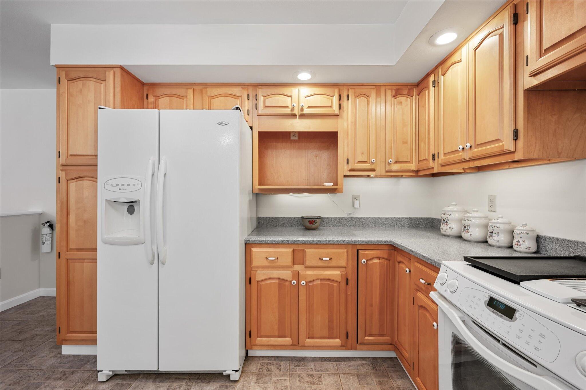 345 Five Road Carmel, ME 04419 - Photo 26 of 67 25-Kitchen