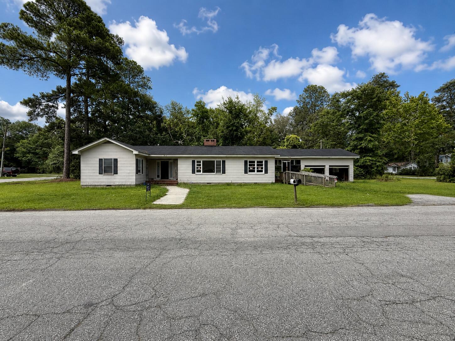 201 Willard Street Hampton, SC 29924 - Photo 1 of 32 Exterior