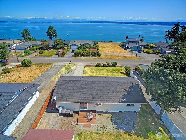 $3,395 | 1530 South Country Club Drive, Camano Island, WA 98282