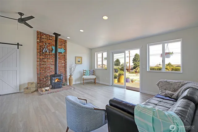 $3,195 | 1530 South Country Club Drive, Camano Island, WA 98282