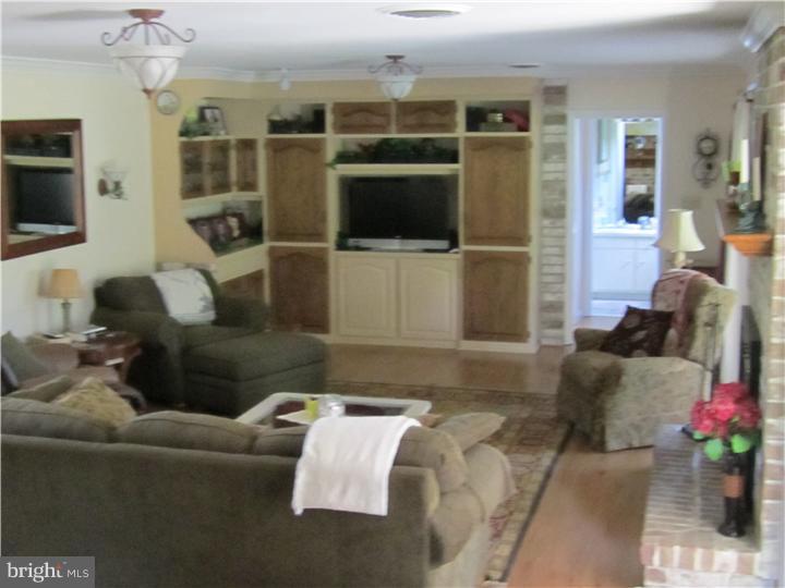 1496 Cedar Top Road Reading, PA 19607 - Photo 8 of 25 Family Room