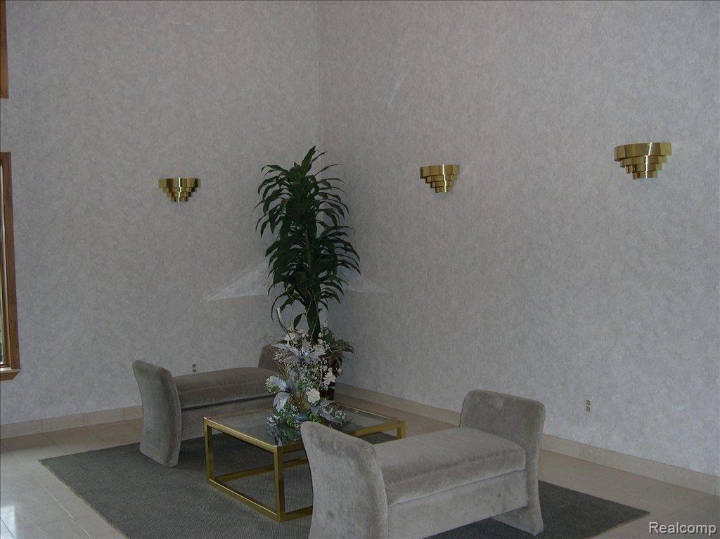 875 GreenView Court, Unit 54 Rochester, MI 48307 - Photo 2 of 12 Building_Lobby