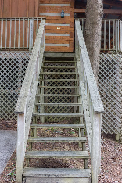 111 Timberwinds Way Townsend, TN 37882 - Photo 4 of 20 Stairs