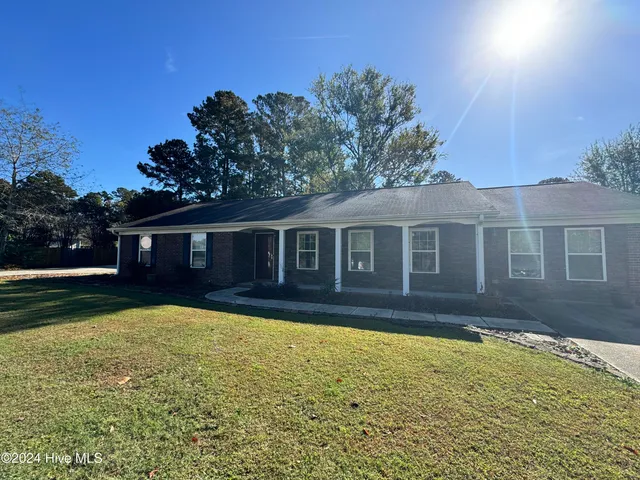 $1,750 | 107 Plantation Boulevard, Jacksonville, NC 28540