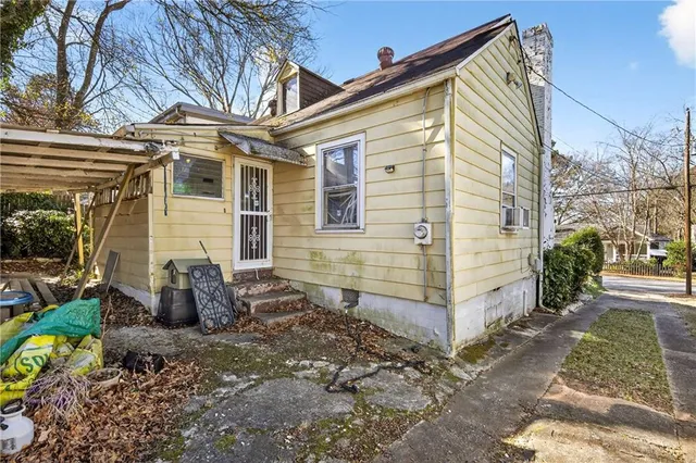 $300,000 | 134 Wyman Street Southeast, Atlanta, GA 30317