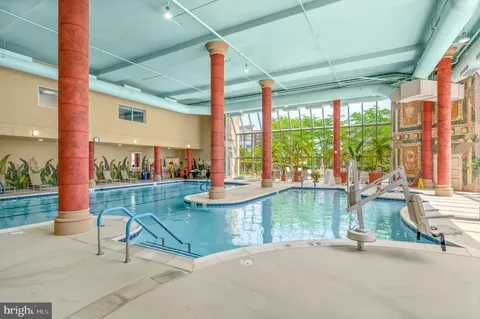 $535,000 | 19350 Magnolia Grove Square, Unit 406, Leesburg, VA 20176