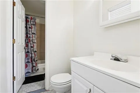 $160,000 | 4565 Camelot Drive, New Orleans, LA 70127