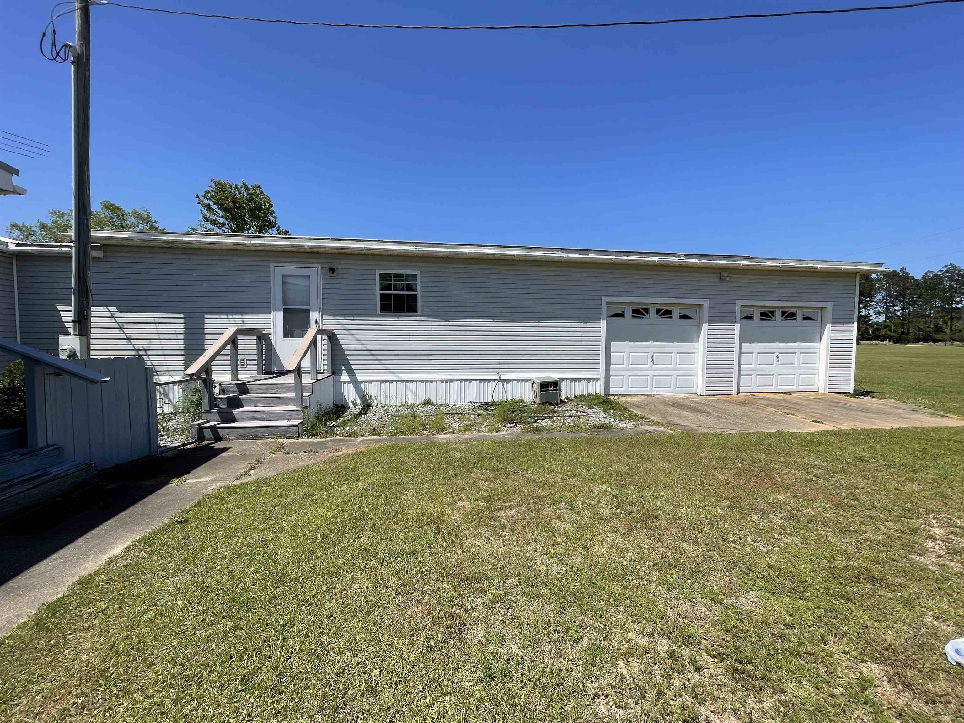 11980 Sycamore Lane Elberta, AL 36530 - Photo 3 of 46