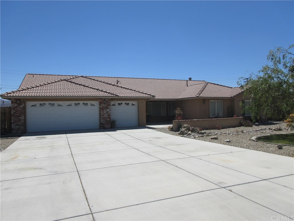 12503 Sholic Road Apple Valley, CA 92308 - Photo 1 of 1