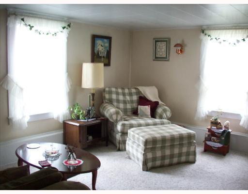 1128 Venetia Road Eighty Four, PA 15330 - Photo 3 of 8 Den/Family/Great Room.