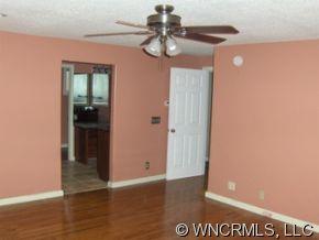53 Nelson Road Hendersonville, NC 28791 - Photo 6 of 12 Gallery Image 6