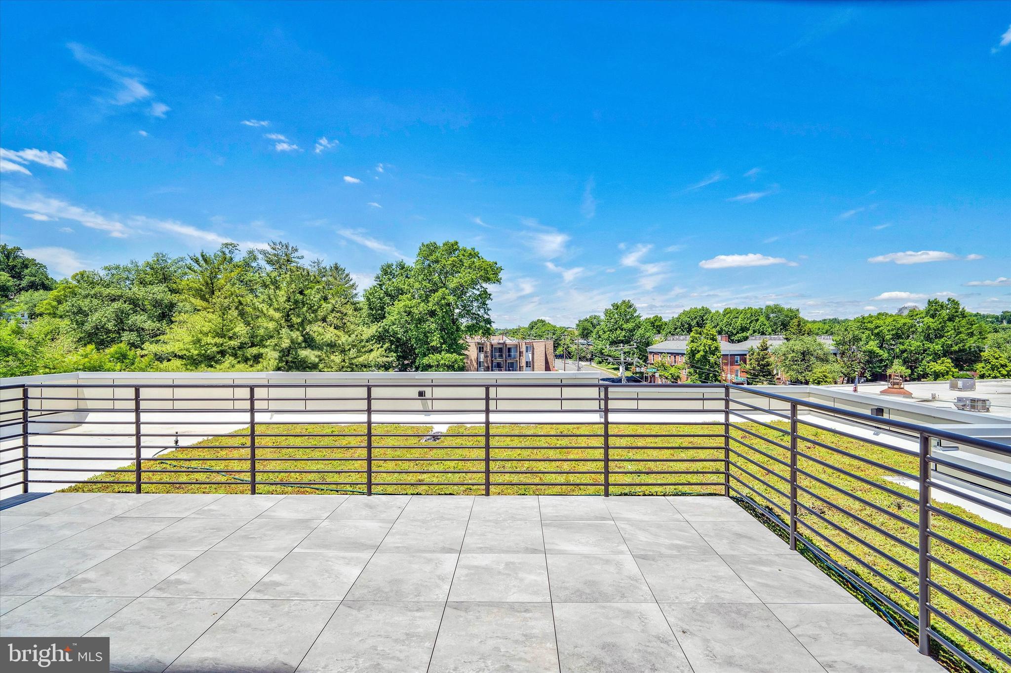 228 West Glebe Road, Unit 301 Alexandria, VA 22305 - Photo 5 of 13 Private Roof Deck for Unit 301 Exclusively