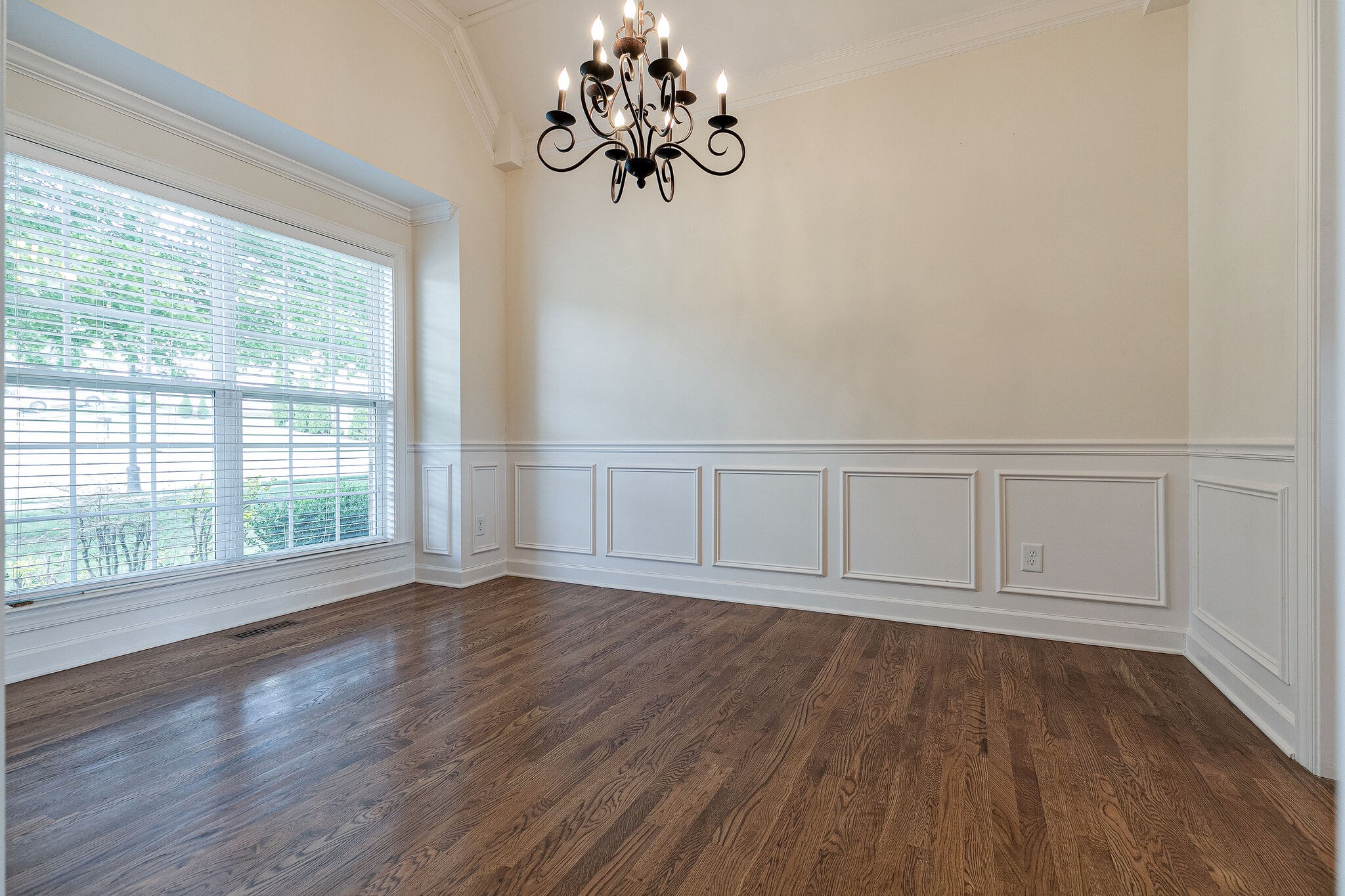 1013 Red Pepper Ridge Spring Hill, TN 37174 - Photo 6 of 34 Gallery Image 6