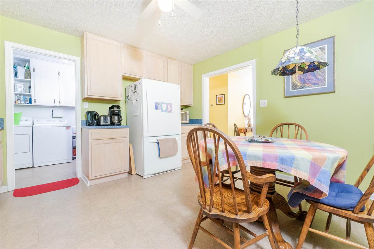 6209 Blair Cee Lane Raleigh, NC 27613 - Photo 11 of 29 Eat In Kitchen