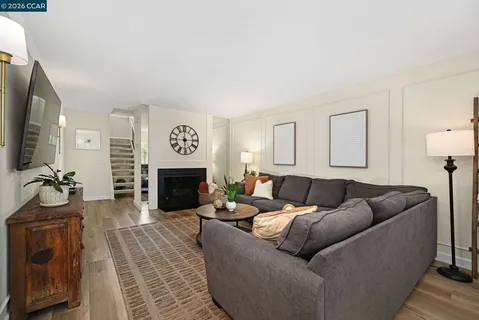 $1,199,000 | 327 Sycamore Hill Court, Danville, CA 94526