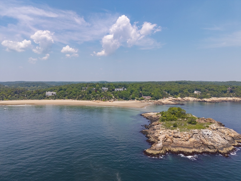 239 Summer Street Manchester, MA 01944 - Photo 4 of 42