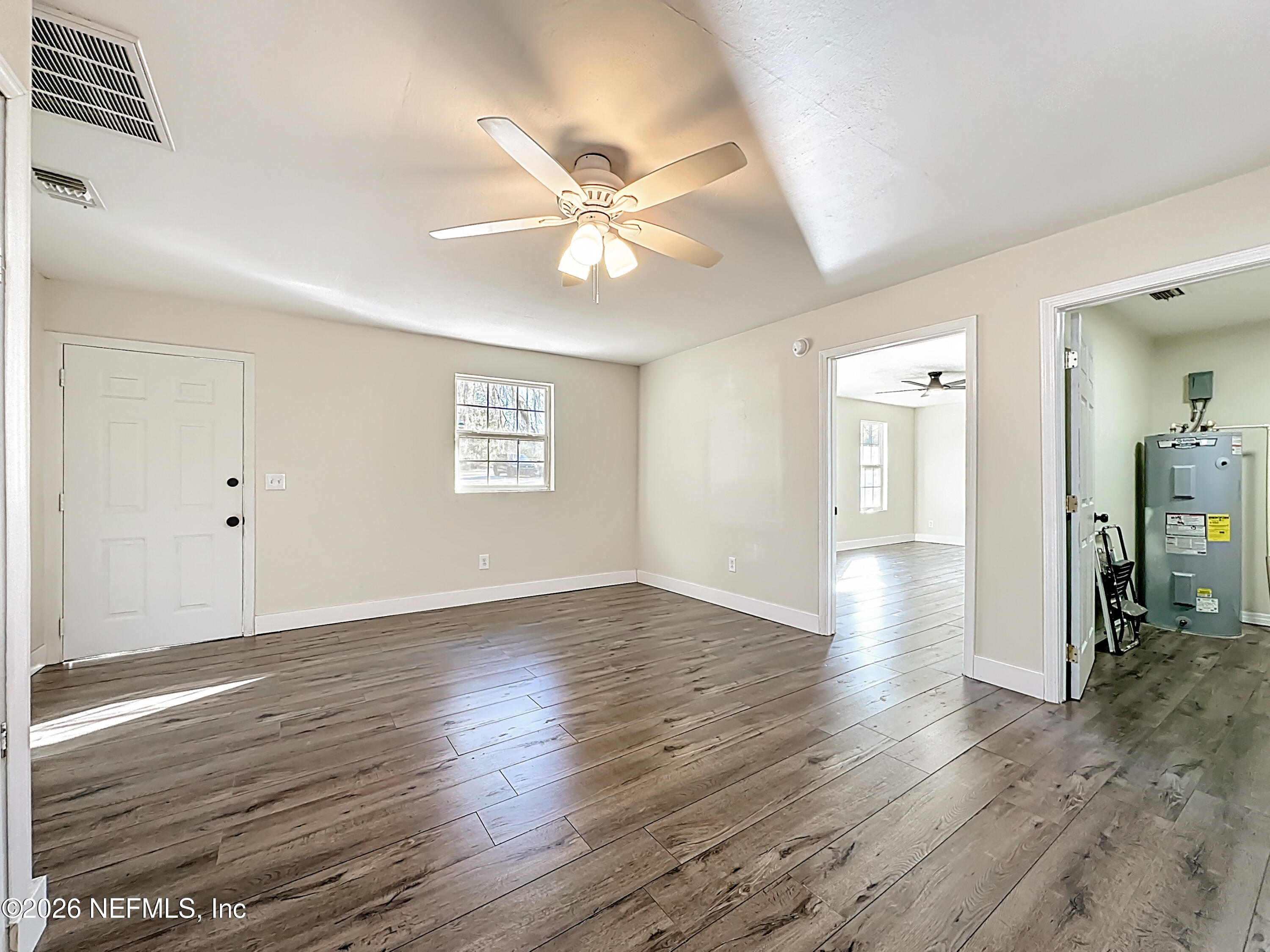 141 Paris Street Interlachen, FL 32148 - Photo 16 of 40 141 Paris Street-24