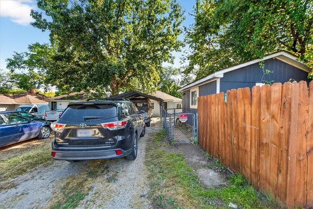 $139,500 | 10804 Felton Street, Sugar Creek, MO 64054