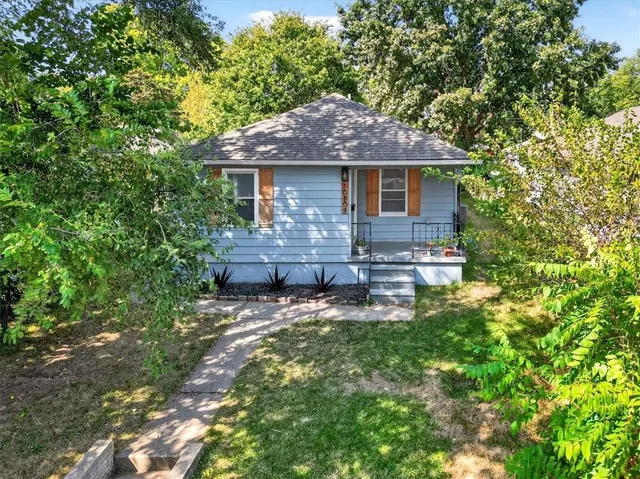 $139,500 | 10804 Felton Street, Sugar Creek, MO 64054