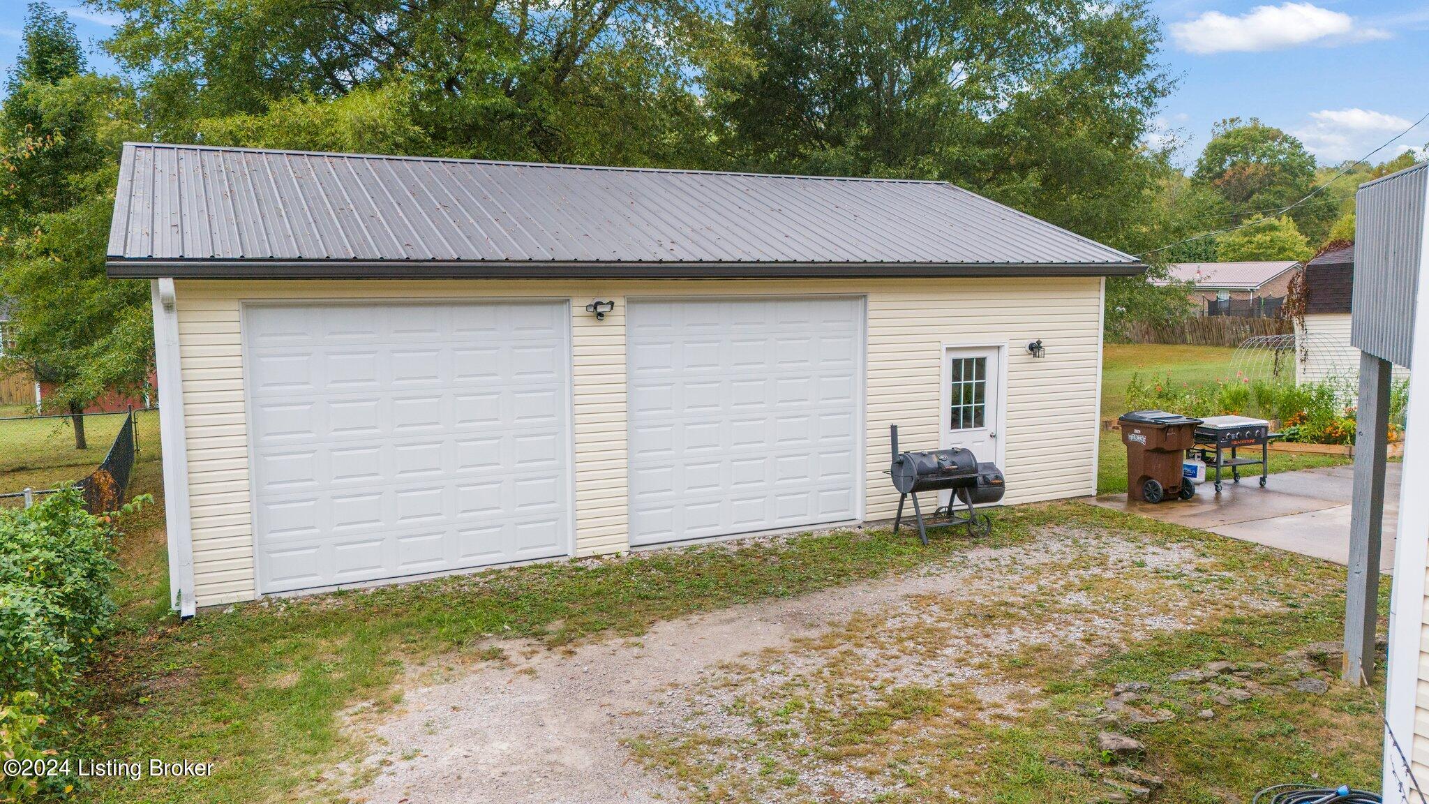 1570 Martin Road Carrollton, KY 41008 - Photo 27 of 29 9-web-or-mls-DJI_20240923173627_0692_D