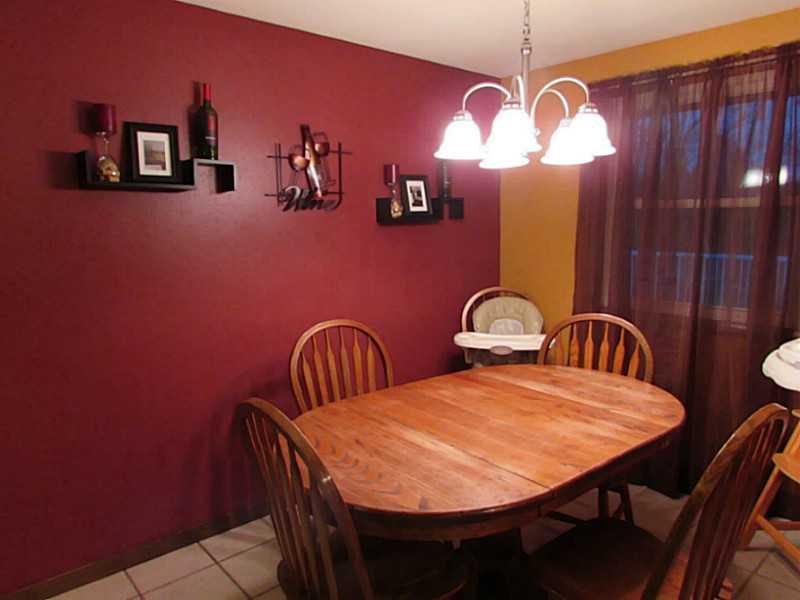 2239 Riviera Drive Anderson, IN 46012 - Photo 4 of 13 Gallery Image 4