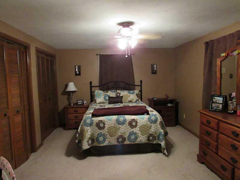 2239 Riviera Drive Anderson, IN 46012 - Photo 7 of 13 Gallery Image 7